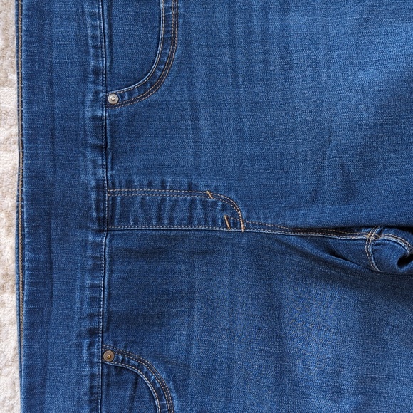 Style & Co. Straight Leg Distressed Whiskering Jeans XL Blue - Picture 6 of 16